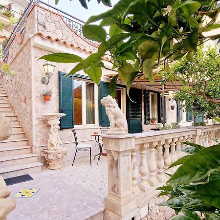 Donna Rosa - Your Home In Таормина Екстериор снимка