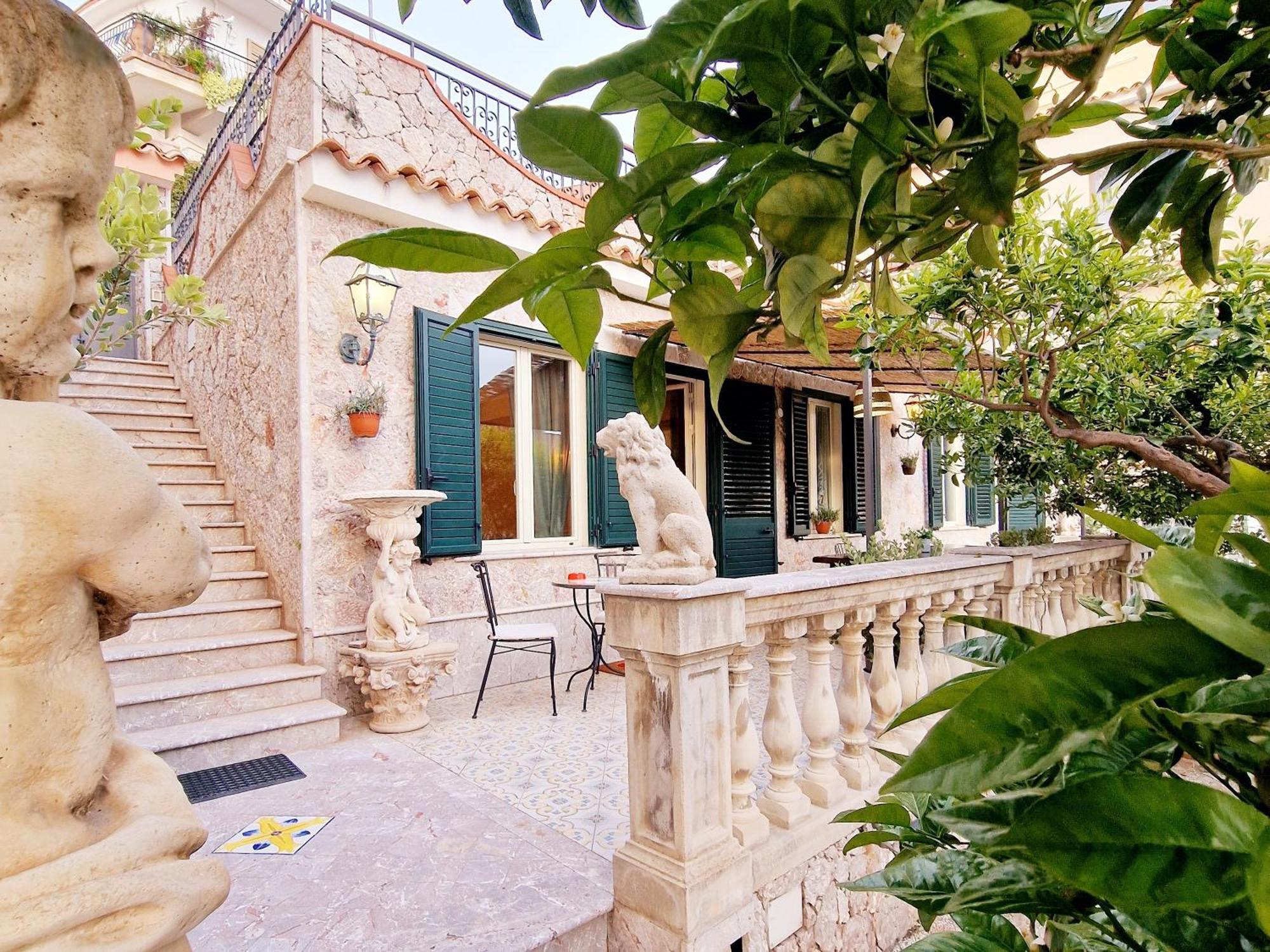 Donna Rosa - Your Home In Таормина Екстериор снимка